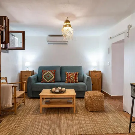 Gorgeous In Holiday home *